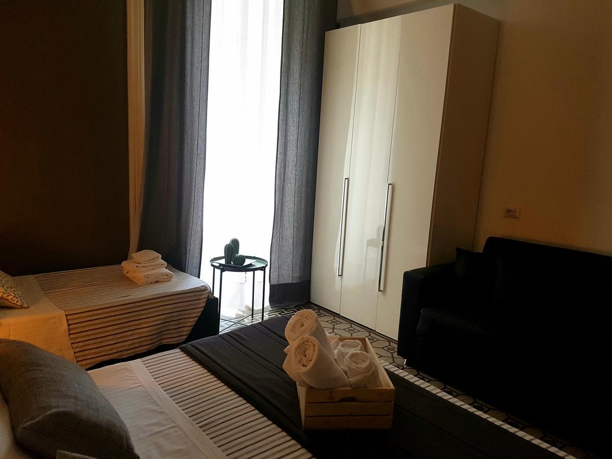 Ottomood Ala Ovest Catania Centro Bed & Breakfast ภายนอก รูปภาพ